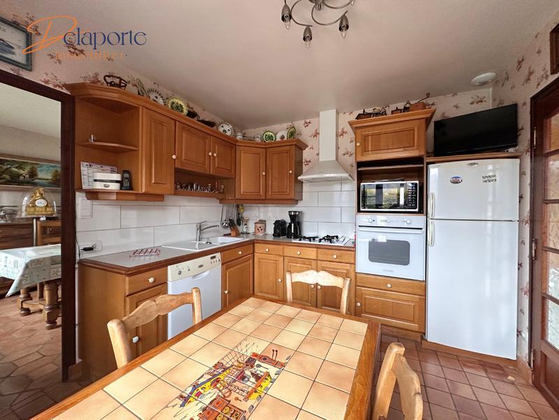 Maison - 122 m² - 6 pièces