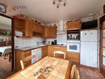 Maison - 122 m² - 6 pièces