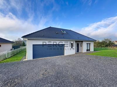 Maison - 115 m² - 5 pièces