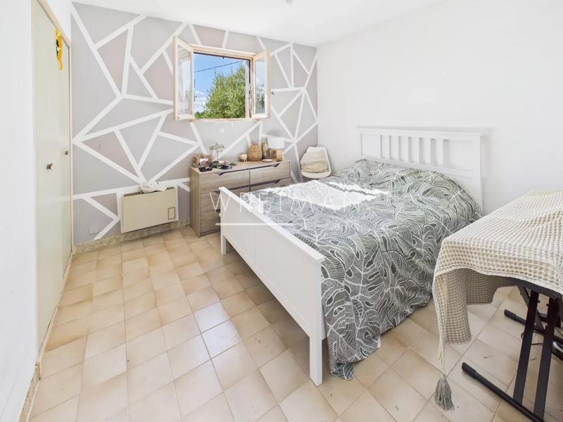 Villa - 192 m² - 8 pièces