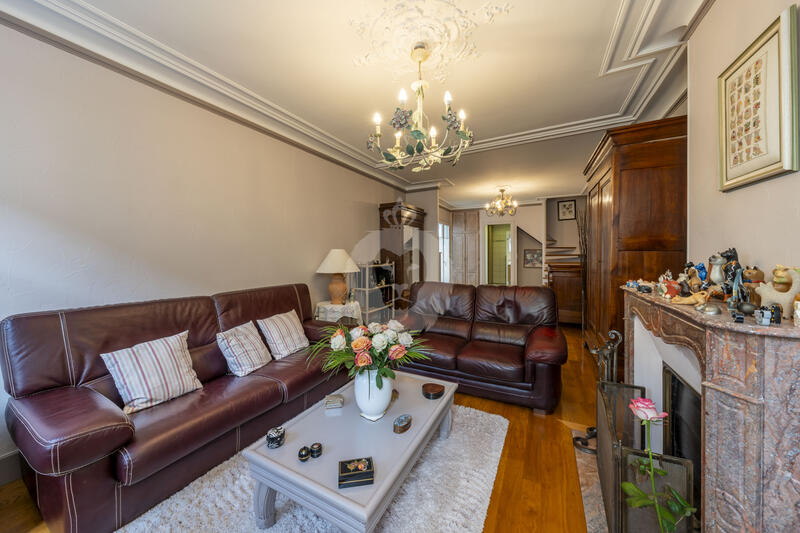 Appartement - 105 m² - 5 pièces