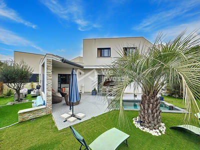 Villa - 140 m² - 5 pièces