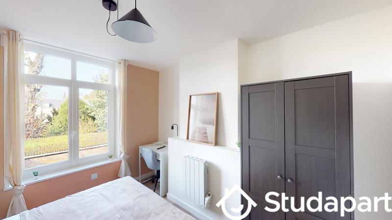 Chambre - 12 m² - 1 pièce