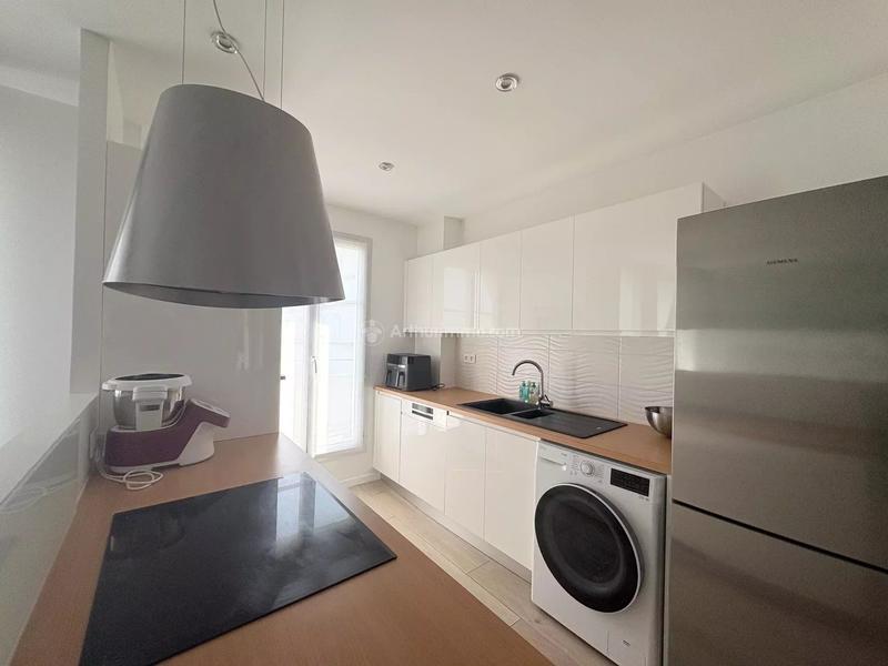 Appartement - 84 m² - 4 pièces