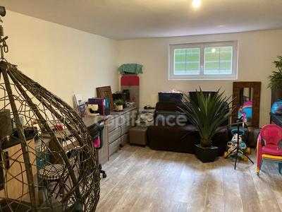 Maison - 143 m² - 7 pièces