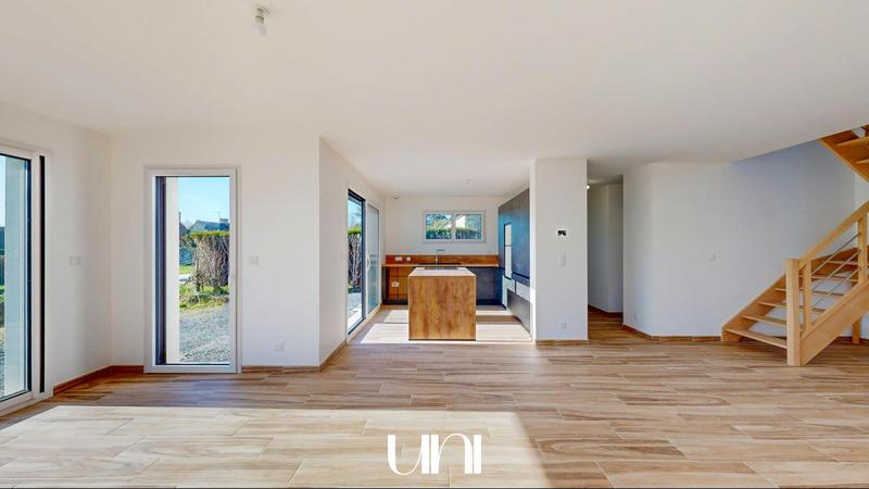 Maison - 110 m² - 4 pièces