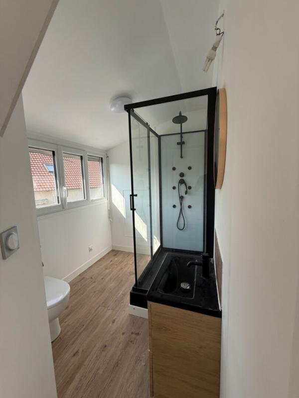 Maison - 94 m² - 5 pièces