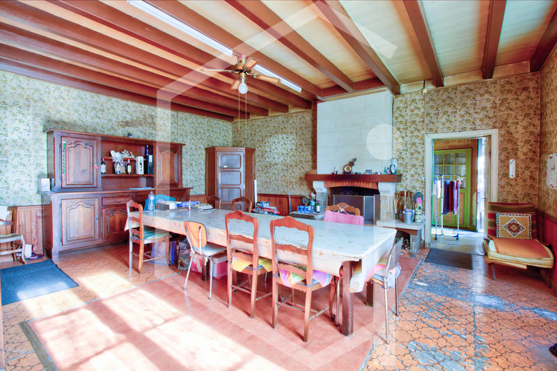 Maison - 200 m² - 4 pièces