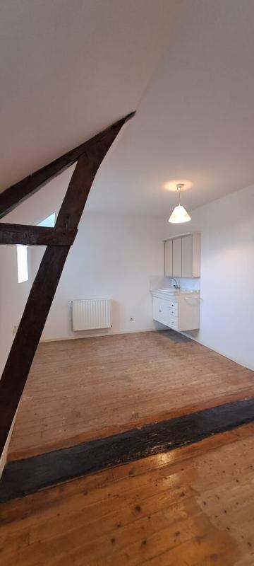 Maison - 92 m² - 5 pièces