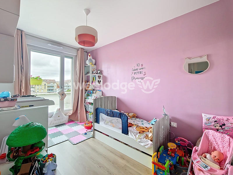 Appartement - 80 m² - 4 pièces