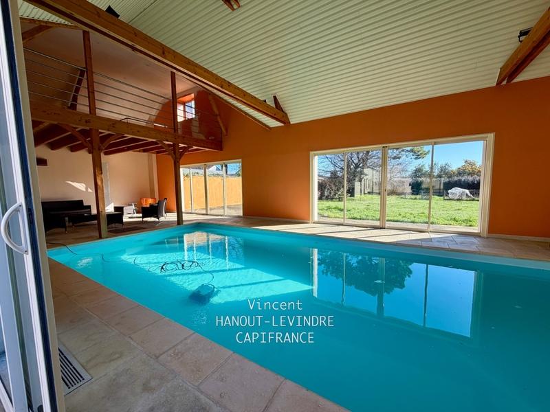 Maison - 264 m² - 10 pièces