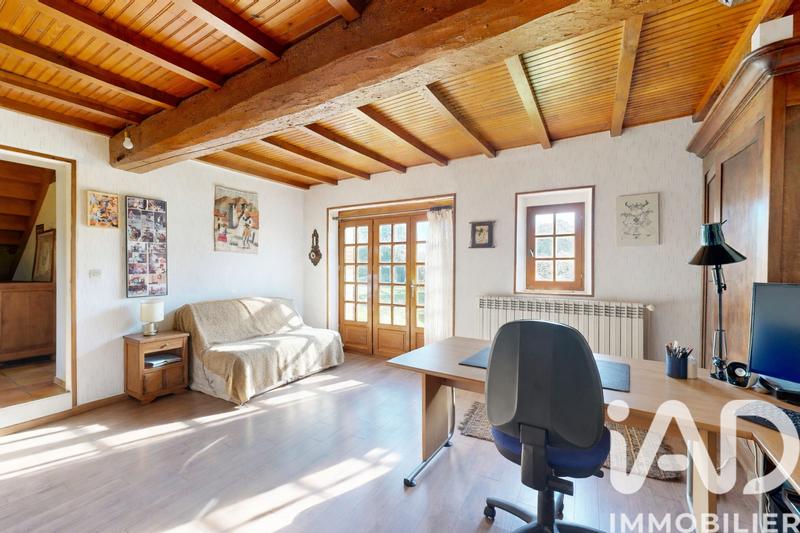 Maison - 200 m² - 7 pièces