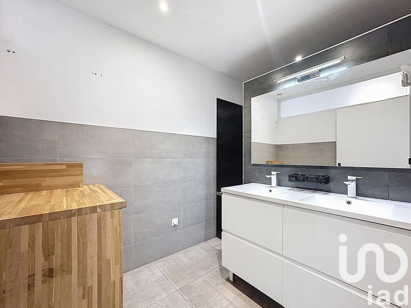 Appartement - 93 m² - 4 pièces