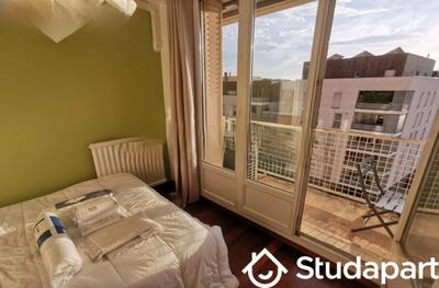 Chambre - 10 m² - 1 pièce