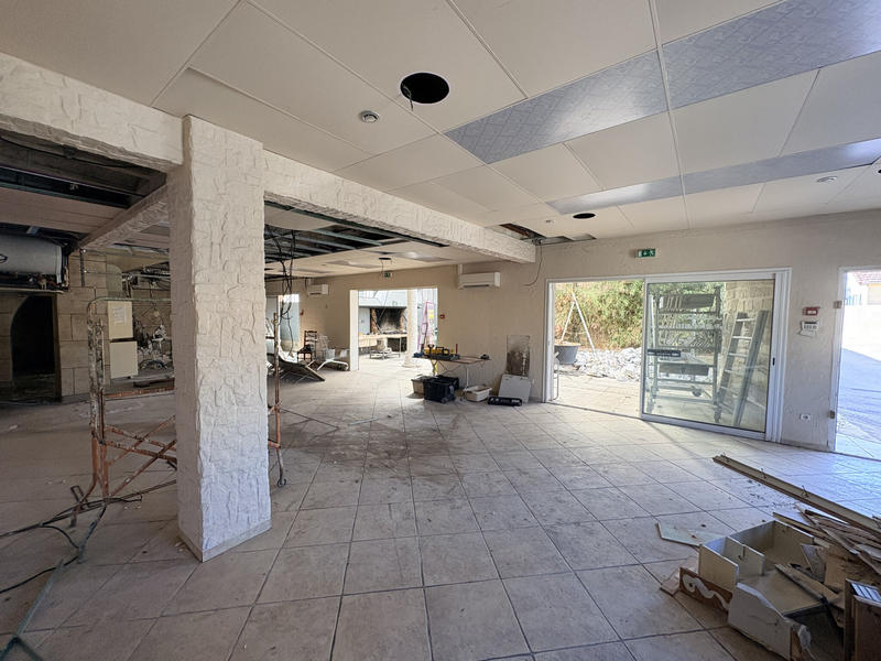 Appartement - 105 m² - 1 pièce