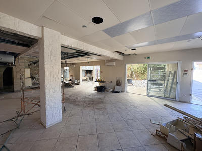 Appartement - 105 m² - 1 pièce