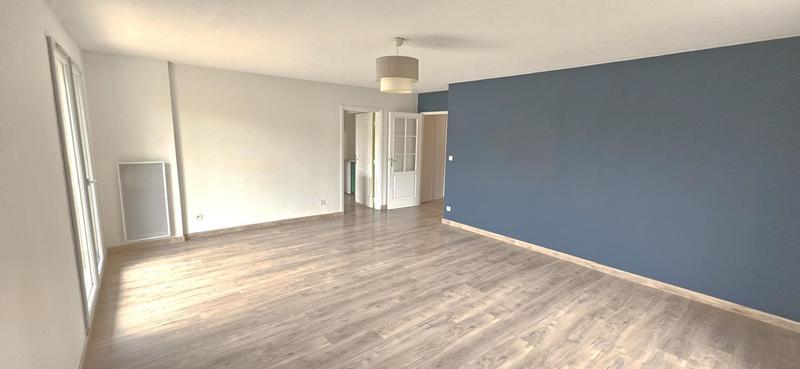 Appartement - 90 m² - 4 pièces