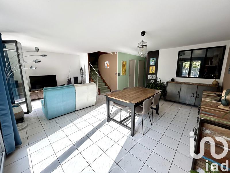 Maison - 176 m² - 7 pièces