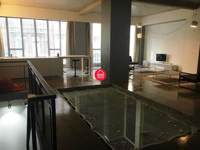 Loft - 180 m² - 5 pièces