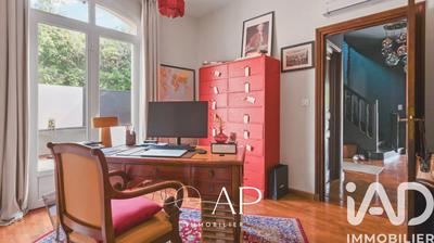 Maison de maîtres - 280 m² - 8 pièces