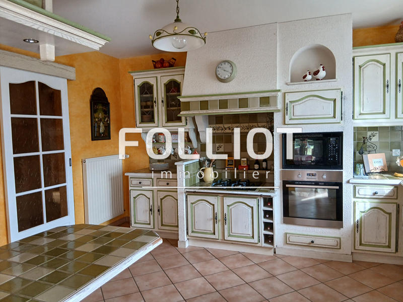 Maison - 170 m² - 7 pièces