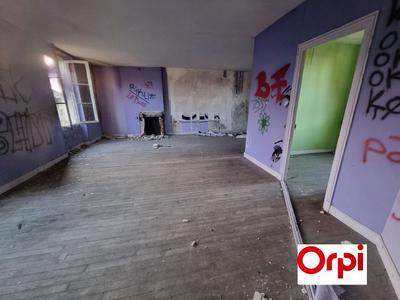 Maison - 287 m² - 5 pièces