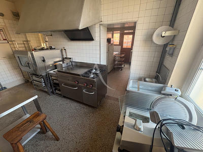 Local commercial - 238 m²