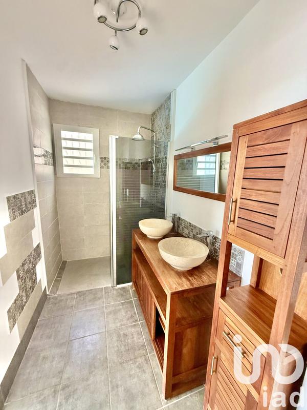 Maison - 180 m² - 5 pièces