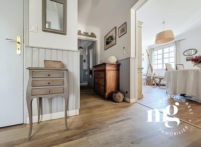 Appartement - 174 m² - 5 pièces