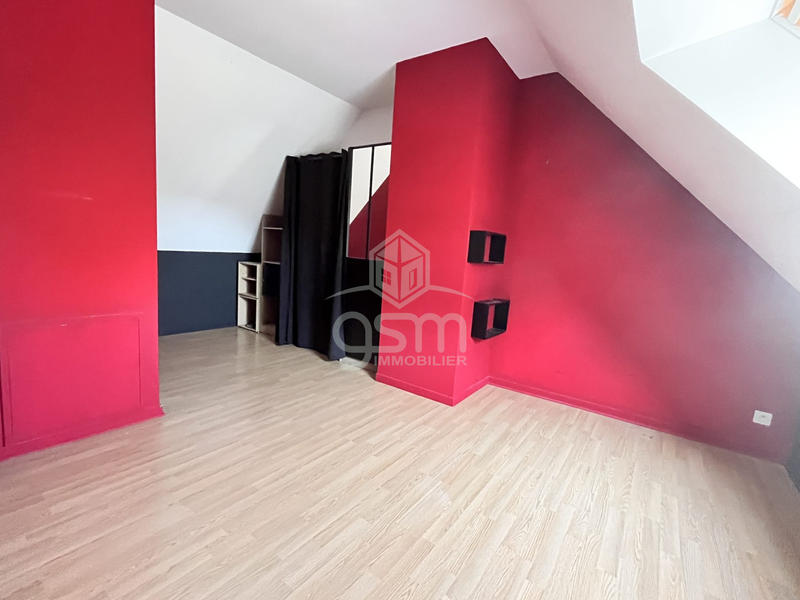 Maison - 98 m² - 5 pièces