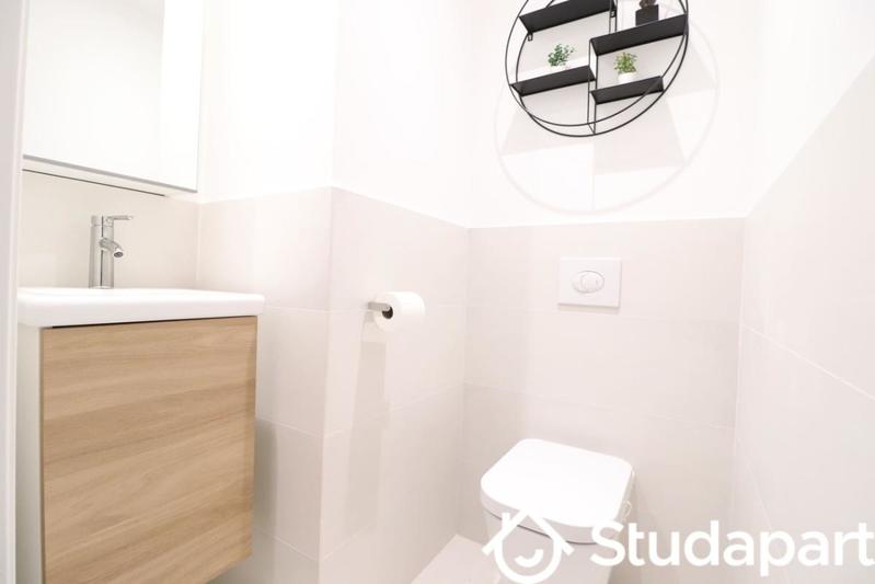 Chambre - 10 m² - 1 pièce