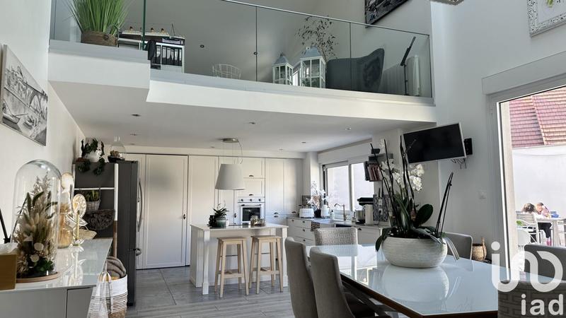 Maison - 165 m² - 6 pièces