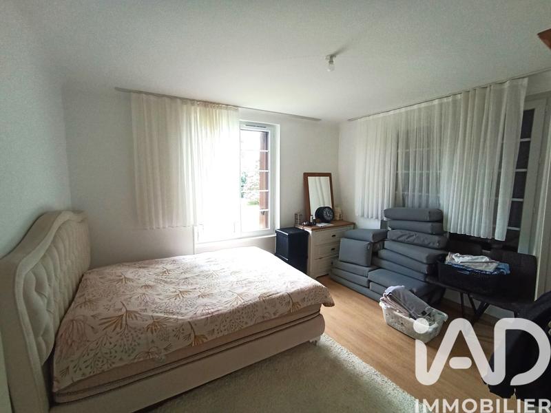 Maison - 180 m² - 6 pièces