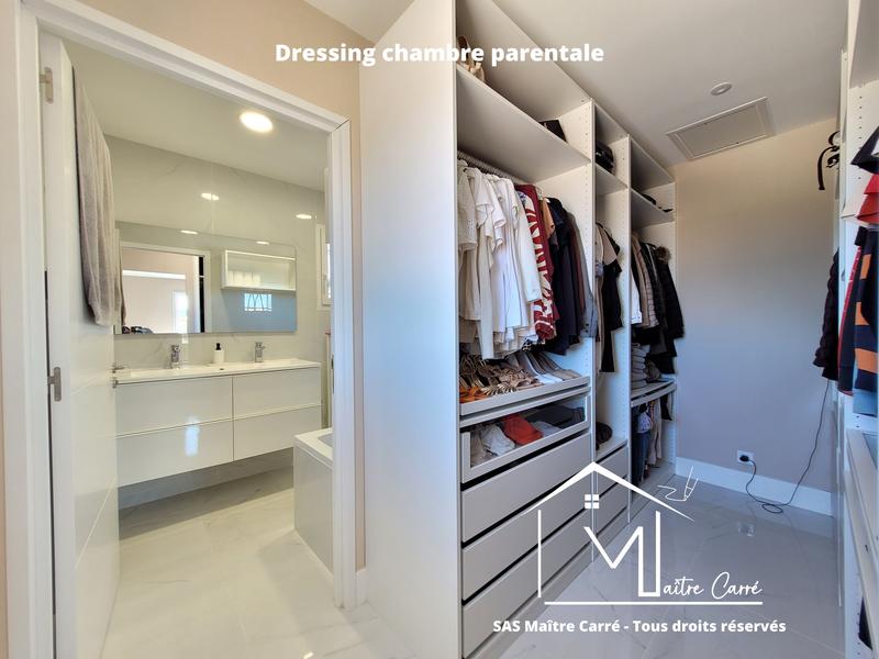 Maison - 138 m² - 5 pièces