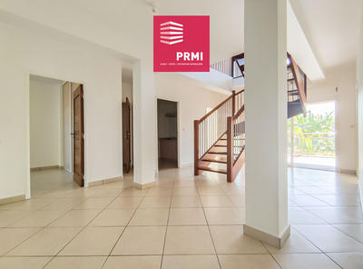 Appartement - 150 m² - 5 pièces