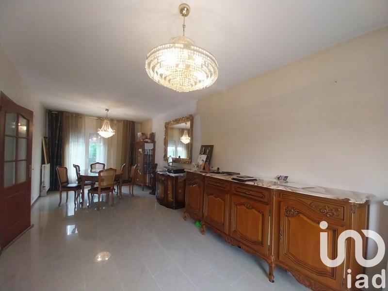 Maison - 143 m² - 7 pièces