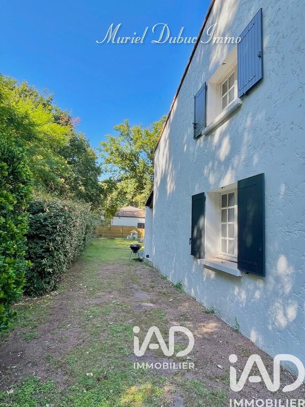 Maison - 201 m² - 5 pièces