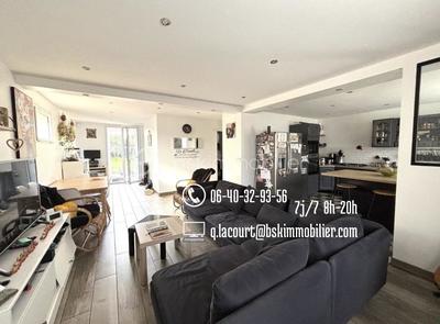 Maison - 87 m² - 5 pièces