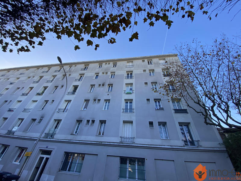 Appartement - 16 m² - 1 pièce