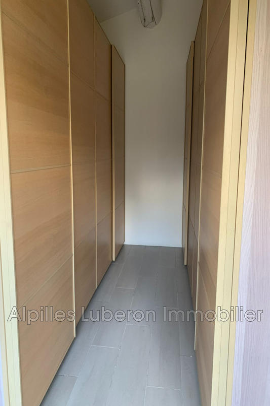 Maison - 237 m² - 8 pièces