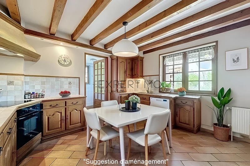 Maison - 194 m² - 10 pièces