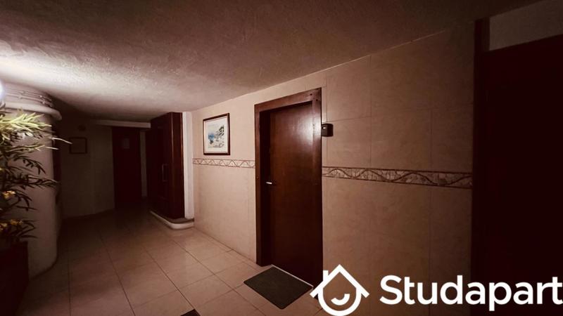 Chambre - 30 m² - 1 pièce