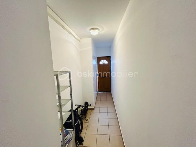 Immeuble - 213 m² - 11 pièces