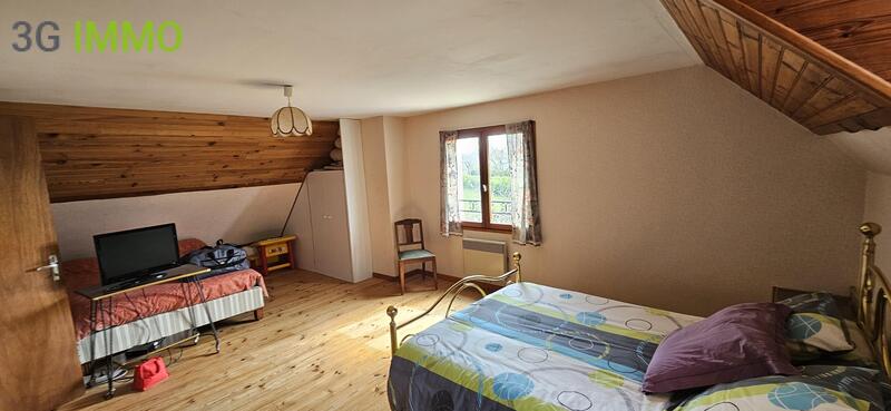 Maison - 143 m² - 5 pièces