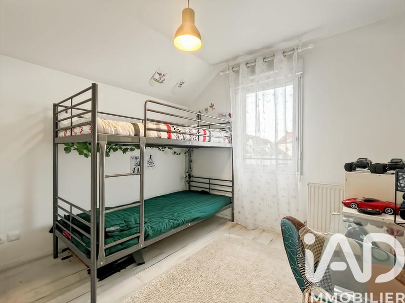 Maison - 80 m² - 5 pièces