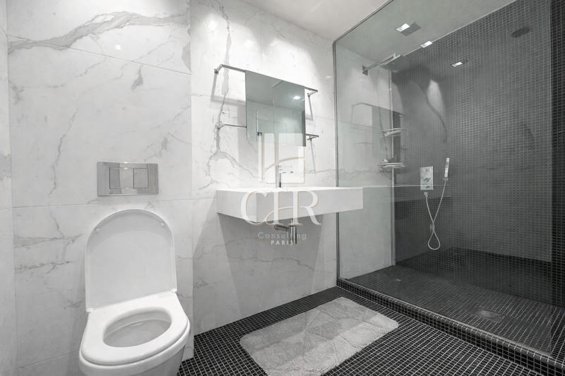 Appartement - 136 m² - 4 pièces