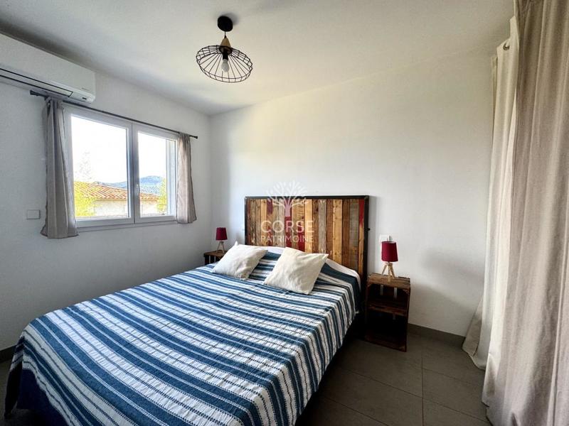 Maison - 110 m² - 6 pièces