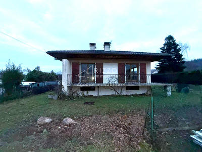 Maison - 110 m² - 6 pièces