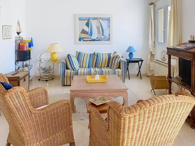 Appartement - 128 m² - 6 pièces