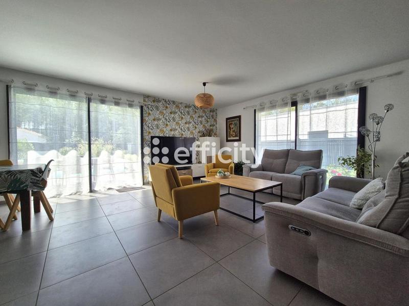 Maison - 110 m² - 5 pièces